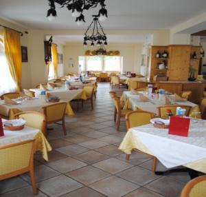 Bernard Hotel Canazei Eksteriør billede